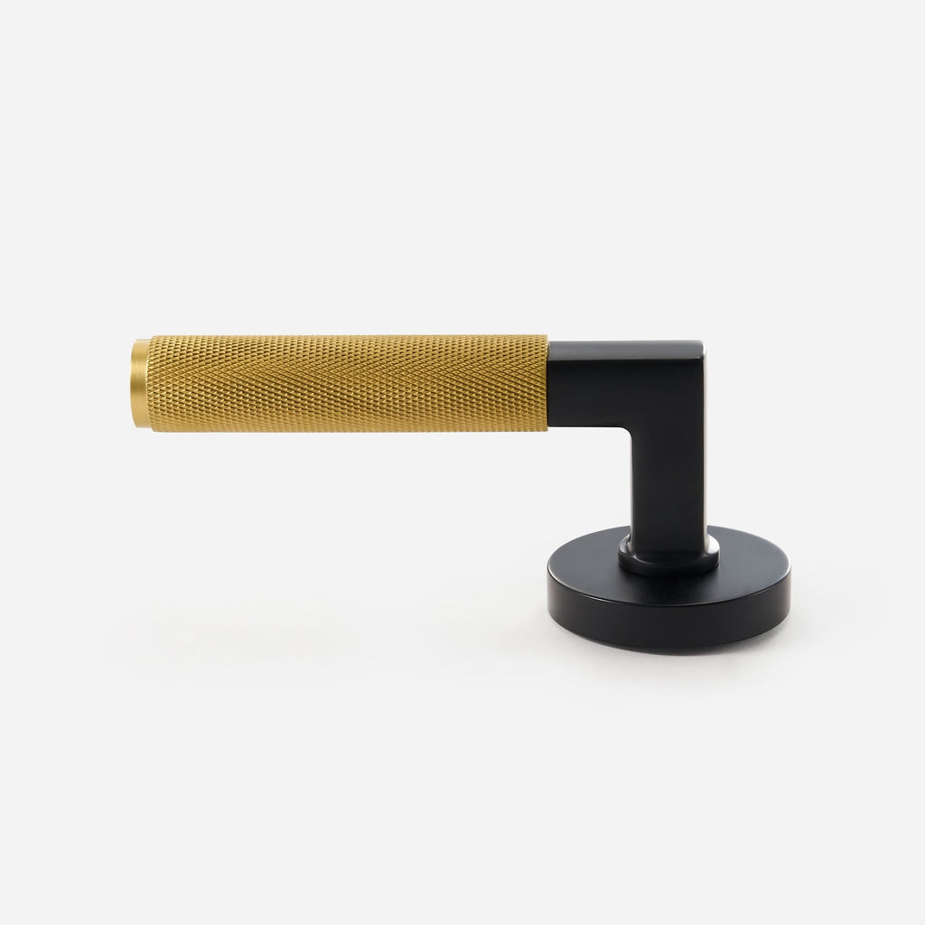 Maniglia per Porta 308A-243 | Zigrinata | Nero + Ottone