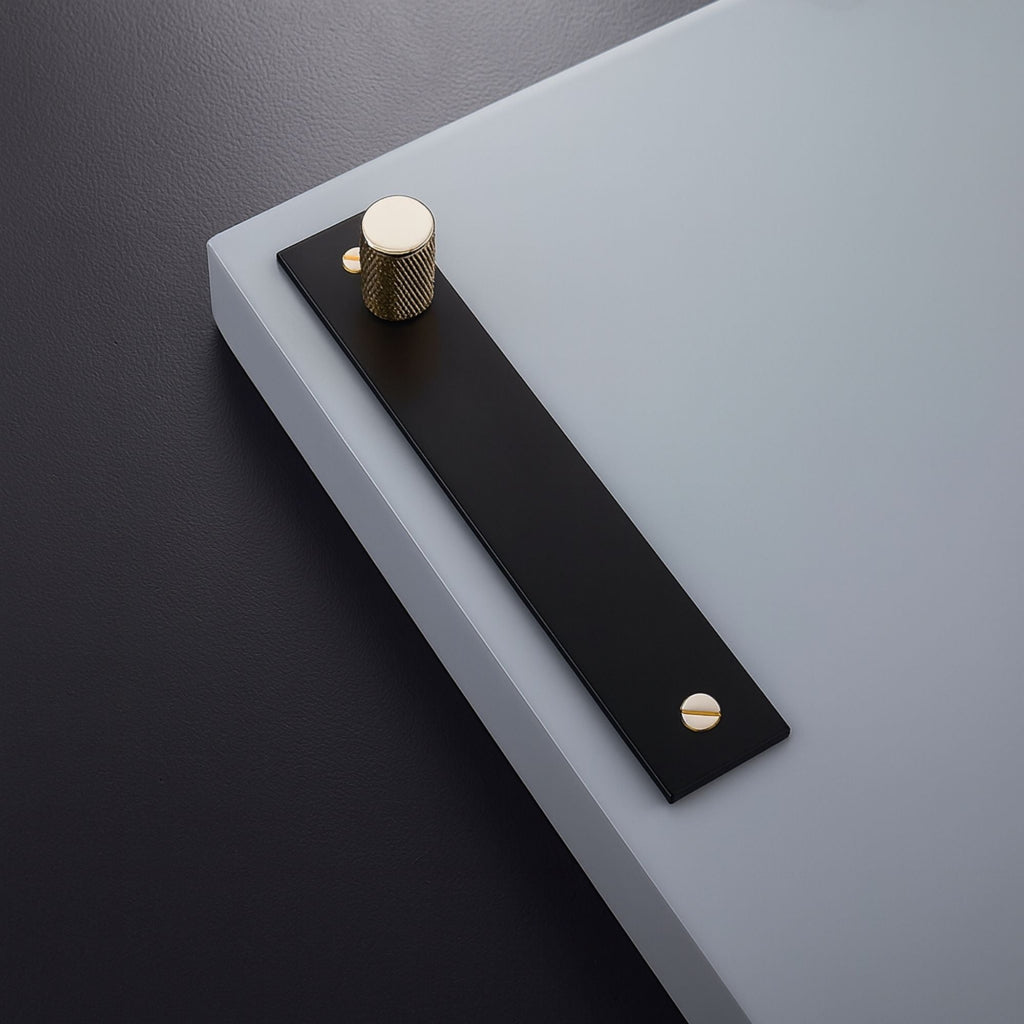 Maniglia 5005 | Zigrinata | Ottone + Nero