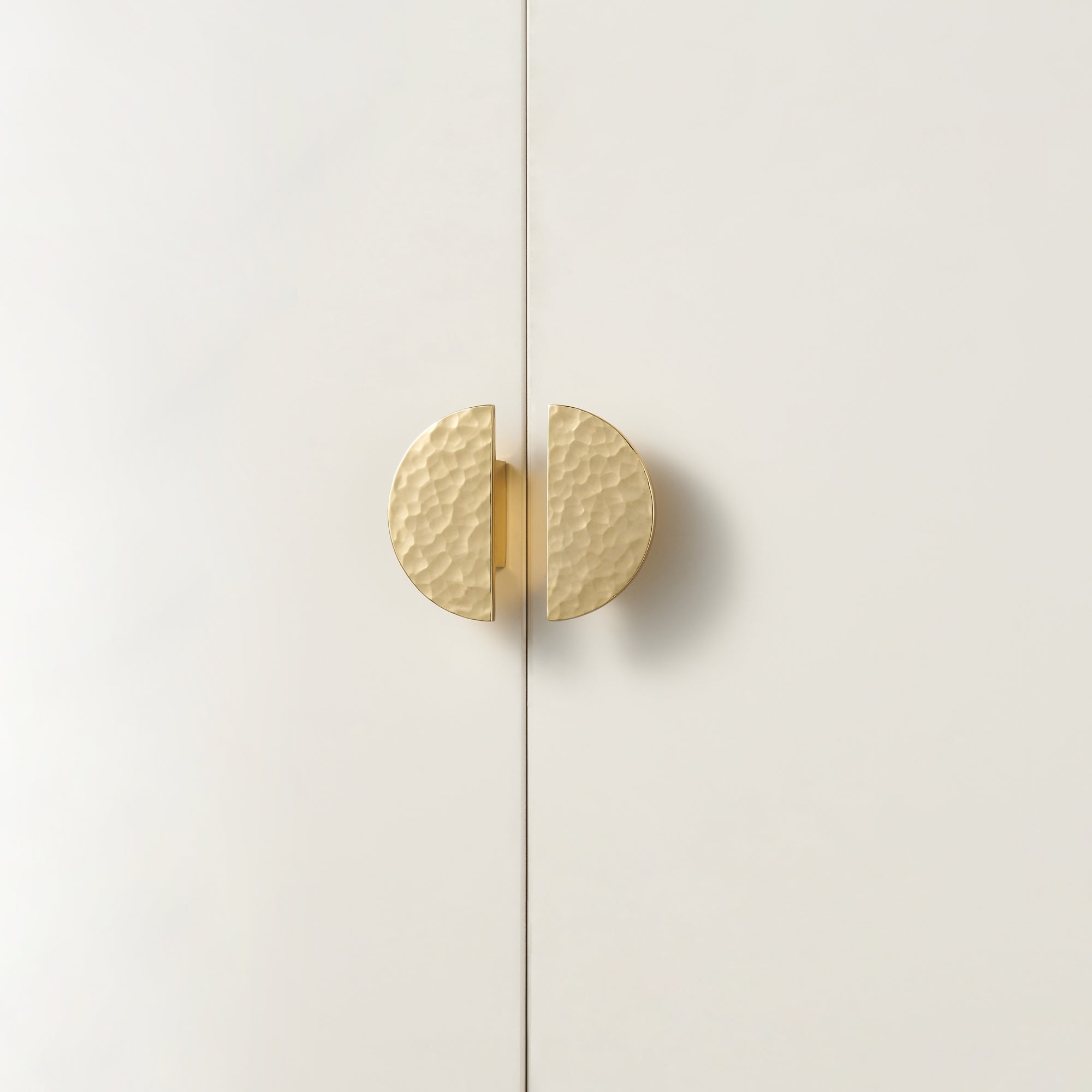 Handle CH018H | Hammered | Brass