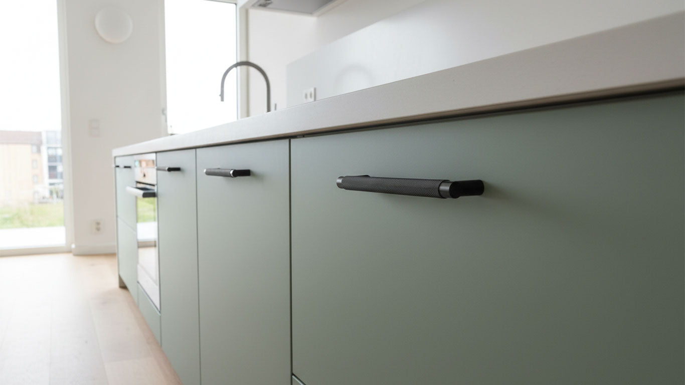 Handtag 3137 | Lättrat | Svart