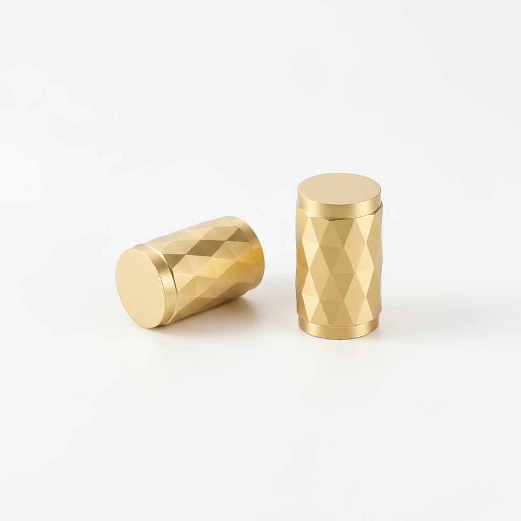 Knopp 3117 | Diamant | Mässing