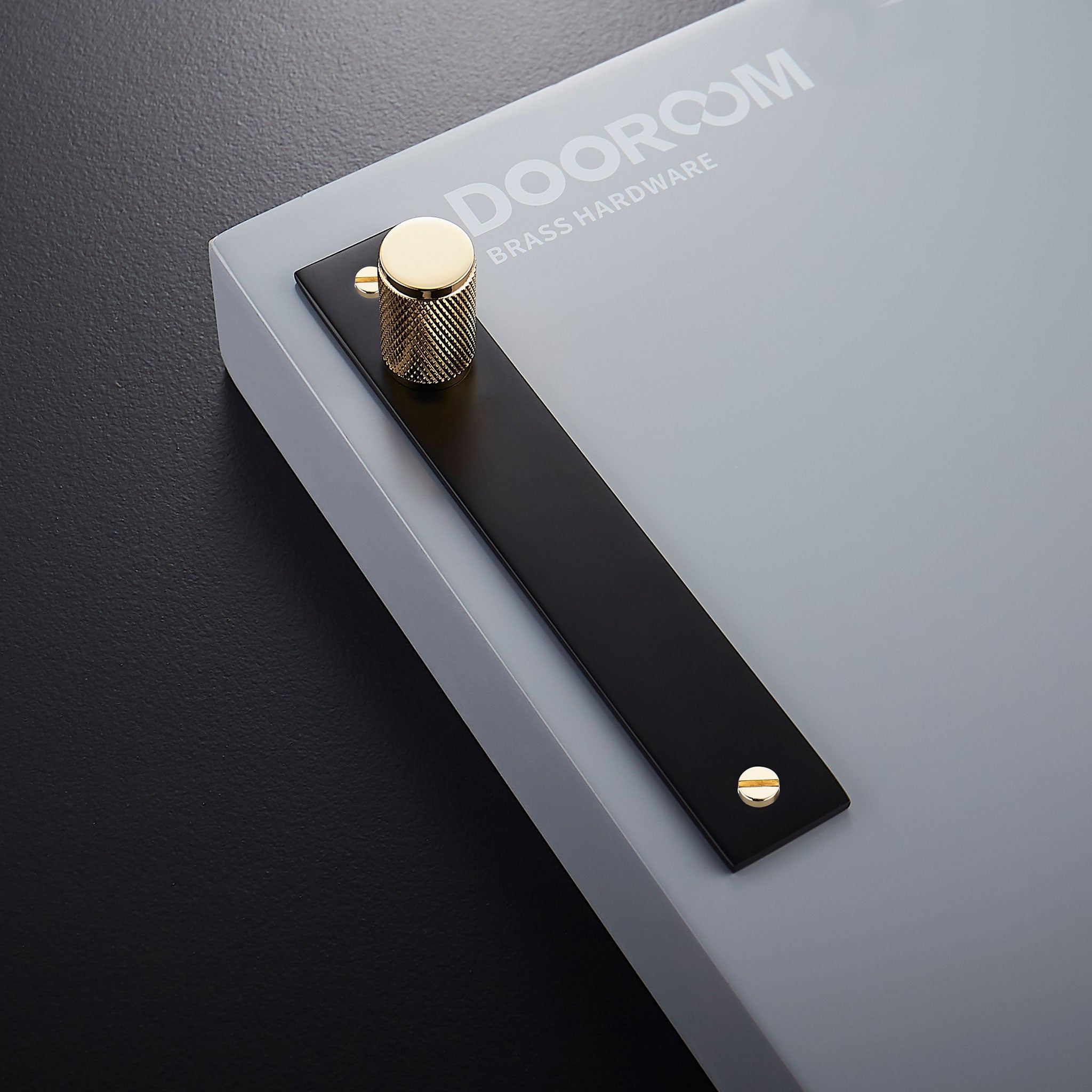 Guld/Svart - Dooroom