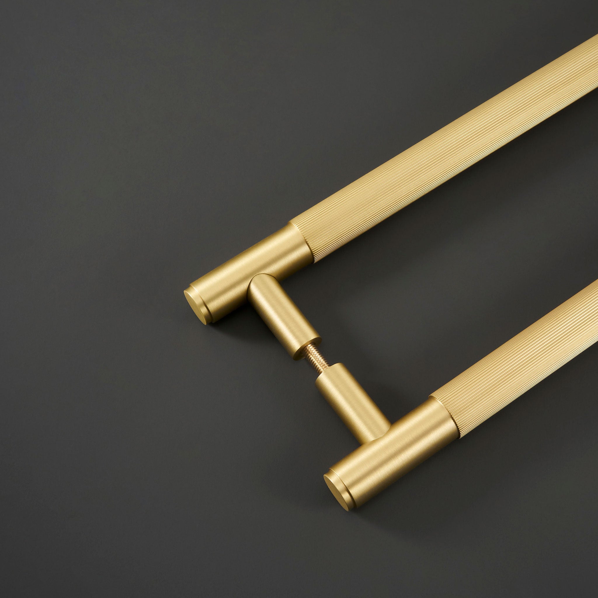 Pullbar P3100Z | Rillet | Sort (SET)